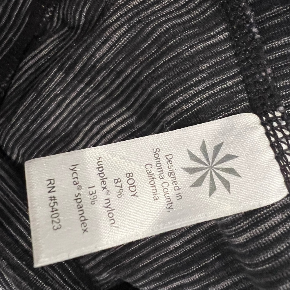 Athleta cropped split back leggings - Picture 5 of 5